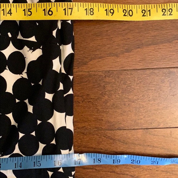 👗 Black and OffWhite Ann Taylor Dot Dress Sz8 EUC - Picture 4 of 6
